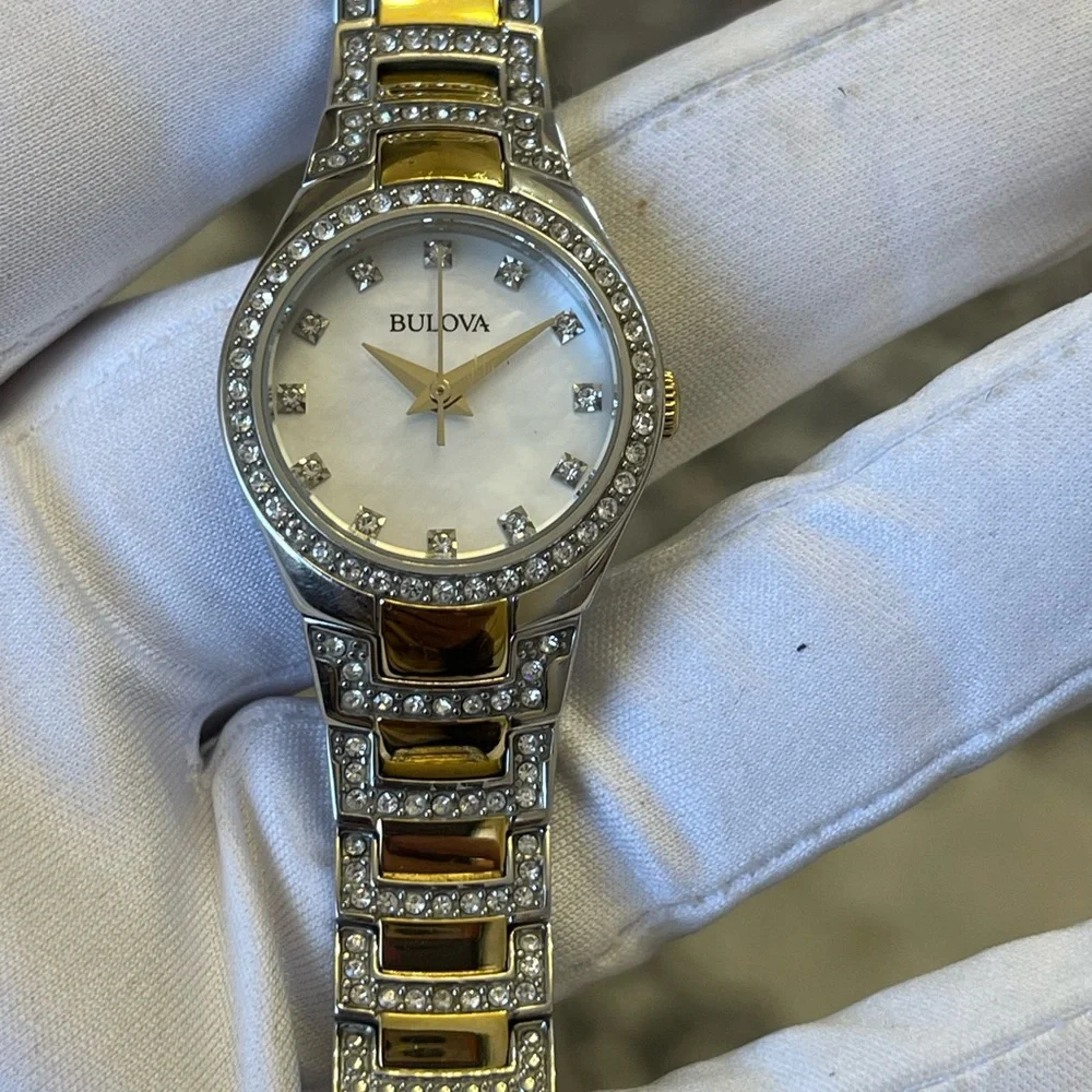 Bulova Crystal Collection Women’s Watch 98L198 - Picture 2 of 9